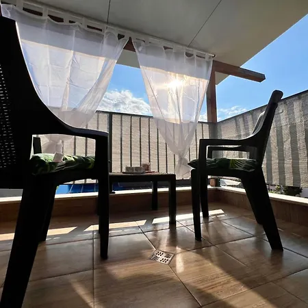 Urban Nest - Near Center And Bus Station شقة