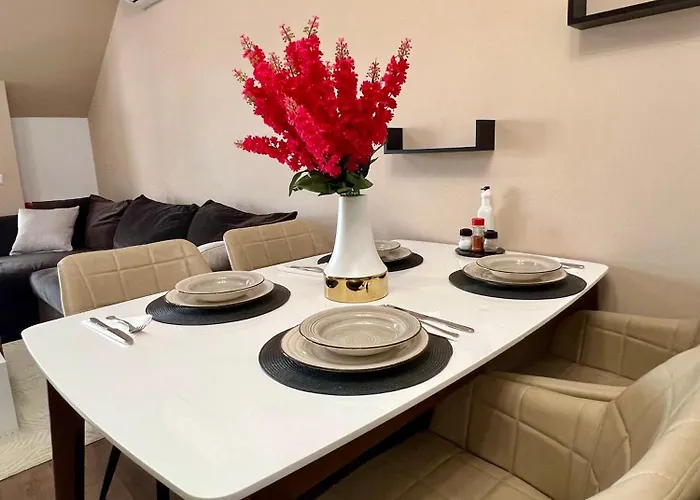 Urban Nest - Near Center And Bus Station Varna