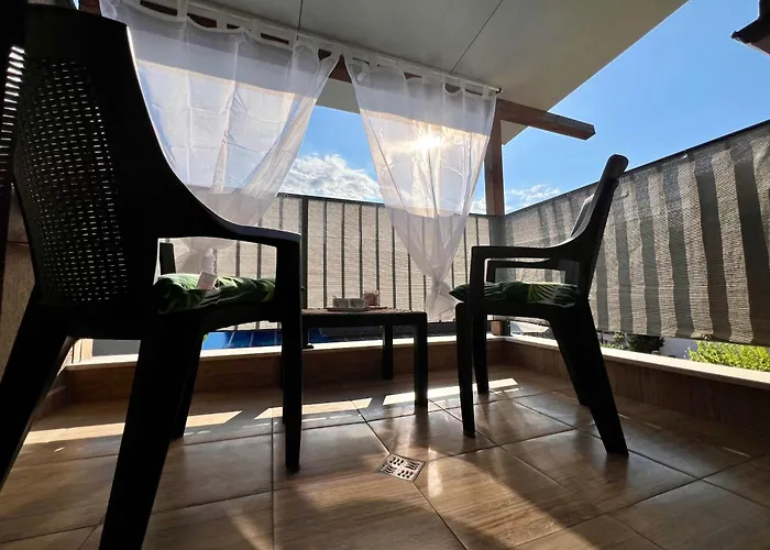 Urban Nest - Near Center And Bus Station Apartment