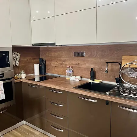 Urban Nest - Near Center And Bus Station Appartement Varna